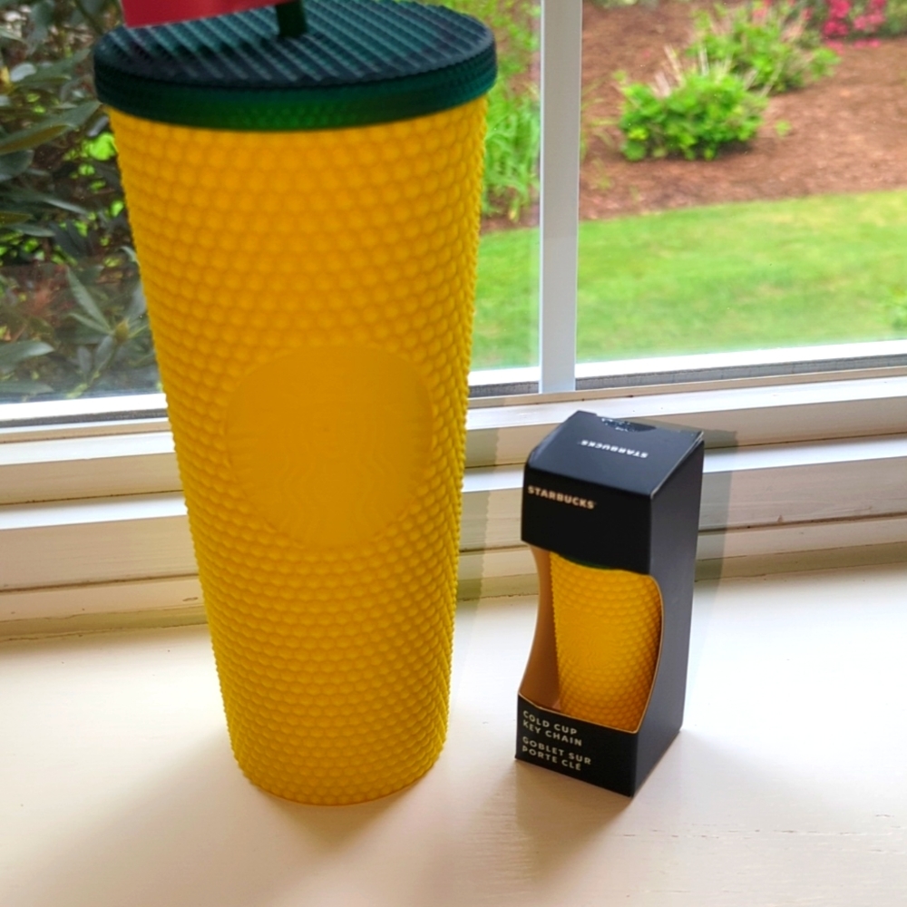 Starbucks 🌈 Hawaii Exclusive Pineapple Studded Bling Tumbler Cold Cup Keychain